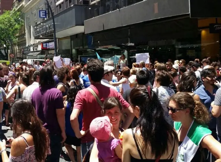 Incidentes en el Ministerio de Educación: convocan paro por 24 horas