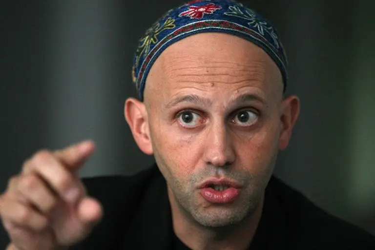 Al menos cinco provincias inundadas y el rabino Bergman no aparece