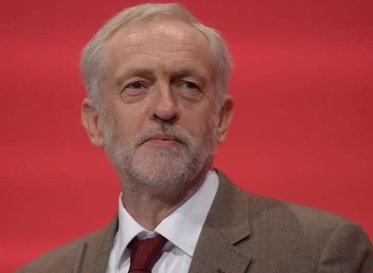 En Reino Unido proponen poner un tope a los sueldos para reducir la desigualdad