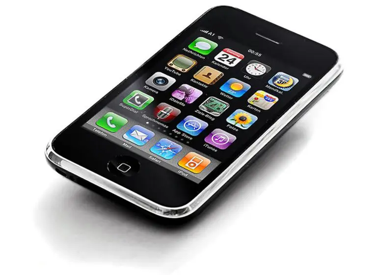 El primer iPhone se vende mucho más caro que el iPhone 7