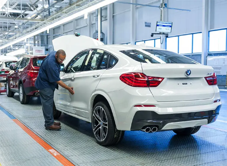 BMW, bajo sospecha por haber manipulado las emisiones contaminantes de sus vehí­culos