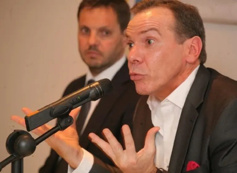 Las herramientas que el Gobierno ajusta para controlar inmigrantes