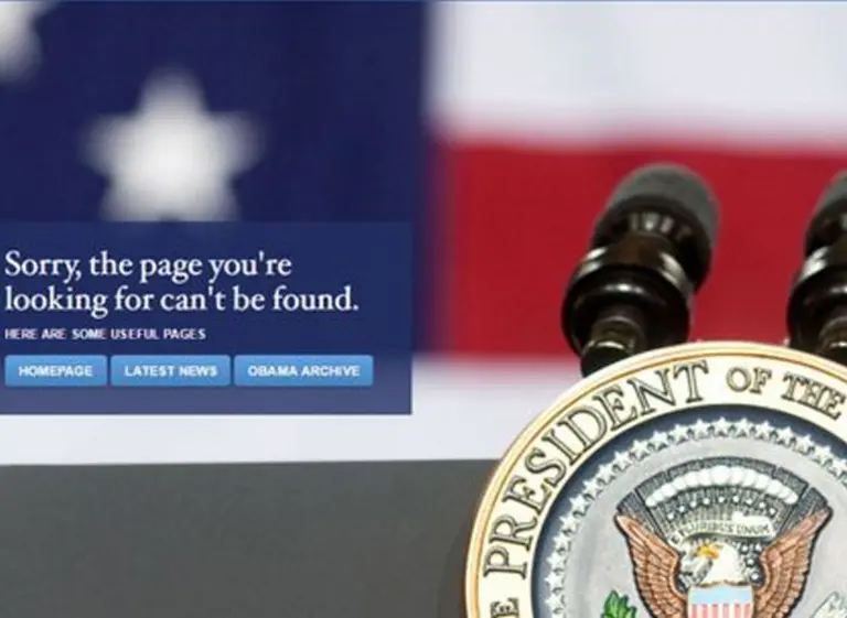 Tras la polémica, la Casa Blanca tendrá una versión en español