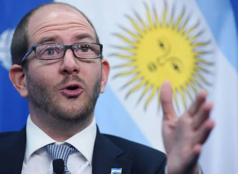 Braun defendió apertura económica: "El 'vivir con lo nuestro' demostró ser un fracaso"