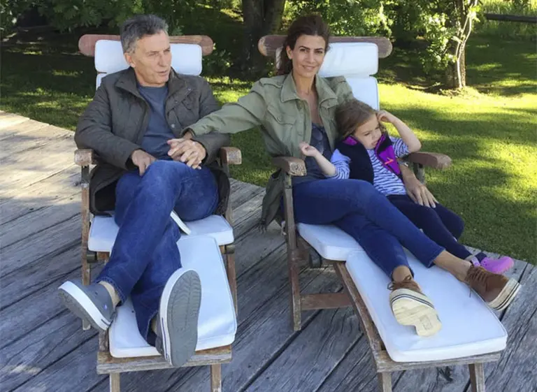Macri viaja con su familia a Chapadmalal para descansar el fin de semana