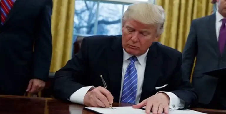 Nuevo decreto de Trump para frenar el ingreso de refugiados a los Estados Unidos