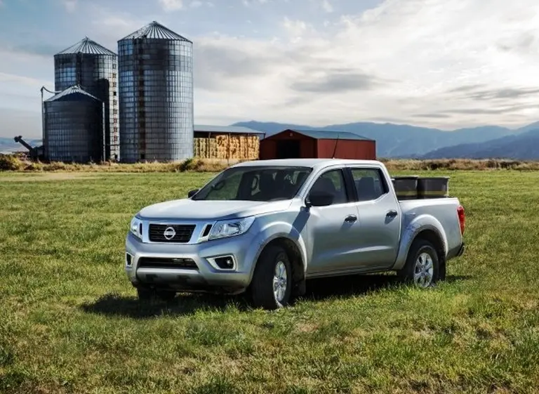 Nissan amplí­a la gama de NP300 Frontier con dos nuevas versiones más económicas