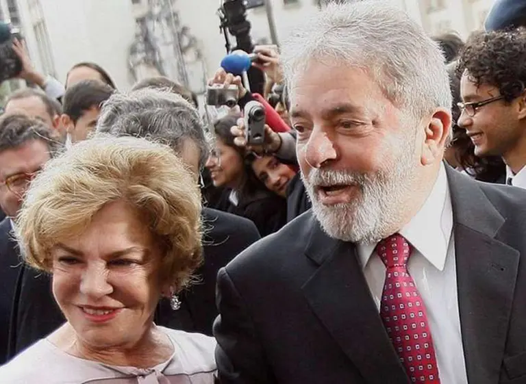 Murió la esposa del ex presidente Lula da Silva