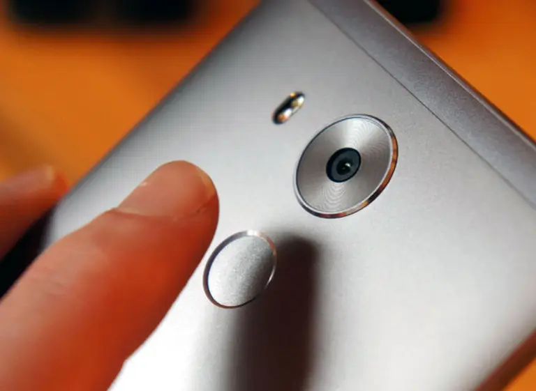 Chau contraseña: modelos de "smartphones" en la Argentina que se desbloquean con la huella dactilar