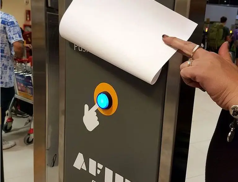 Nuevo esquema: AFIP flexibilizó el control aduanero a los residentes que provienen del exterior