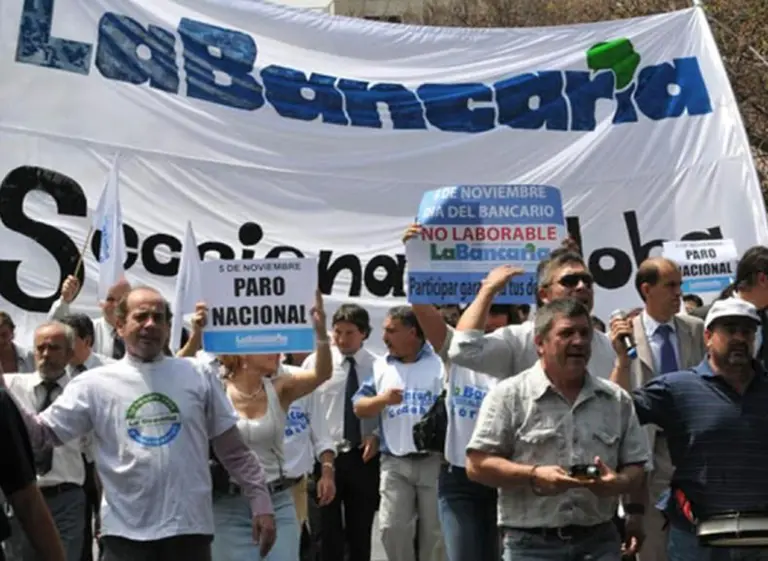 Bancarios, en pie de guerra: extienden paro nacional a 72 horas y no atenderán 9, 19 y 20 de febrero