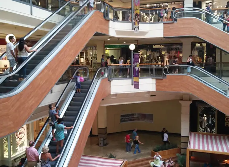 Súper y shoppings cierran el lunes 25 por el Dí­a del Empleado de Comercio