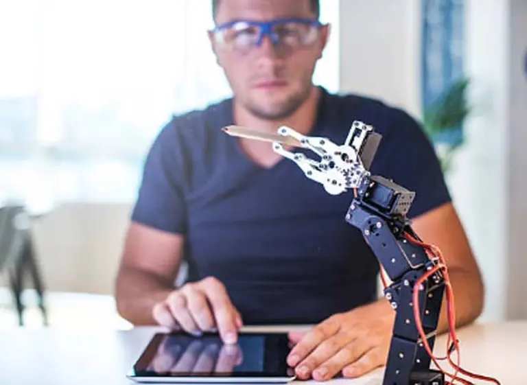 Diez empleos que en el futuro cercano serán reemplazados por robots