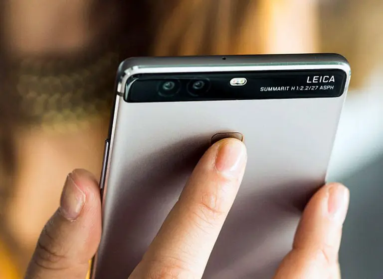 ¿Por qué la CIA pide no usar teléfonos de las marcas Huawei y ZTE?