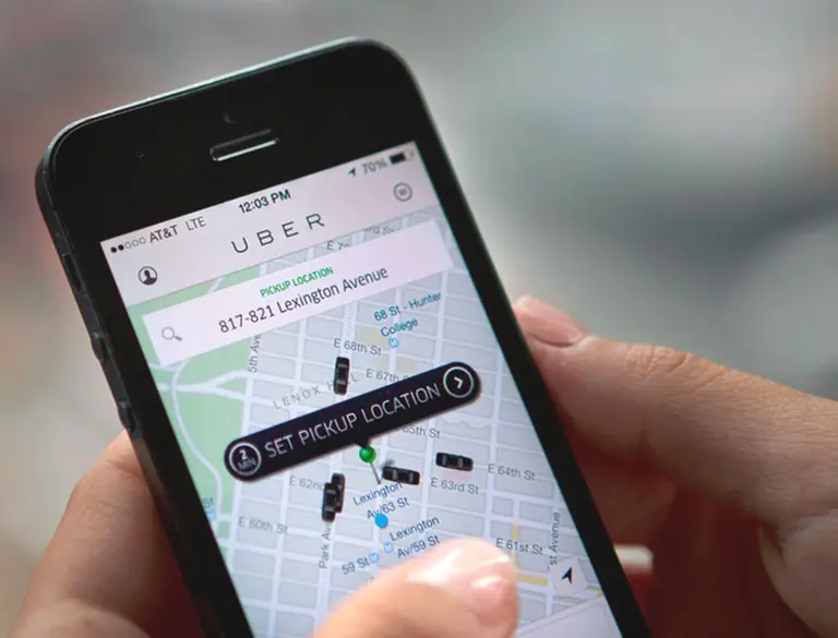 Restringen la salida del paí­s de los directivos de Uber Argentina