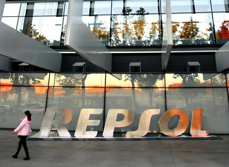 Repsol vende el 20% de Gas Natural por u$s4.600 millones