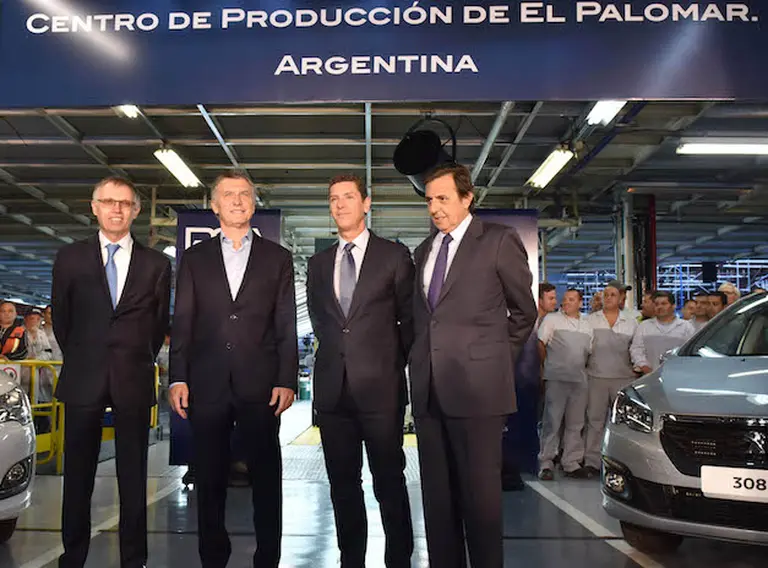 El CEO de PSA Peugeot Citroí«n asegura que fabricarán autos con menor nivel de costos y más calidad