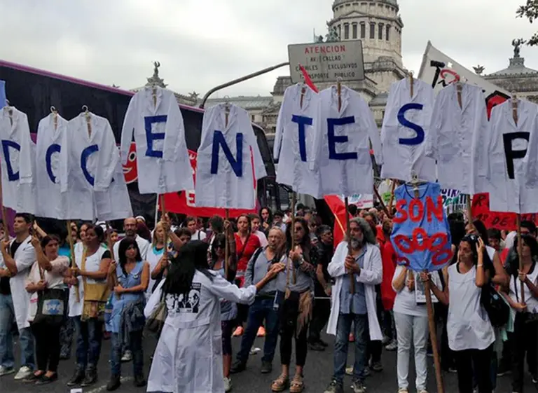 El conflicto docente también se dirime en la Justicia: el Gobierno recusó a la jueza que ordenó la paritaria nacional