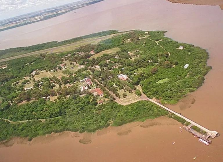La Argentina y Uruguay crearán un centro turí­stico en la isla Martí­n Garcí­a