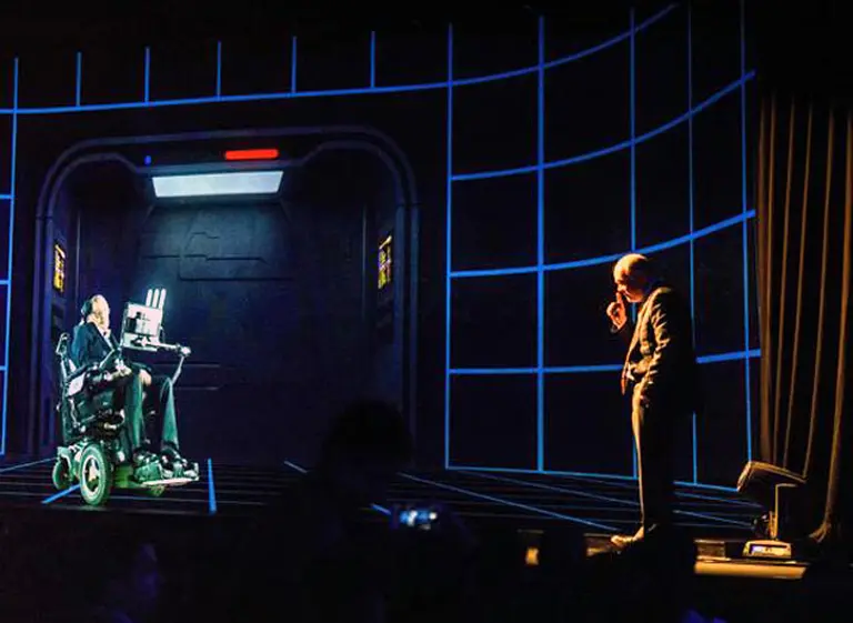 Stephen Hawking da una charla en Hong Kong en forma de holograma