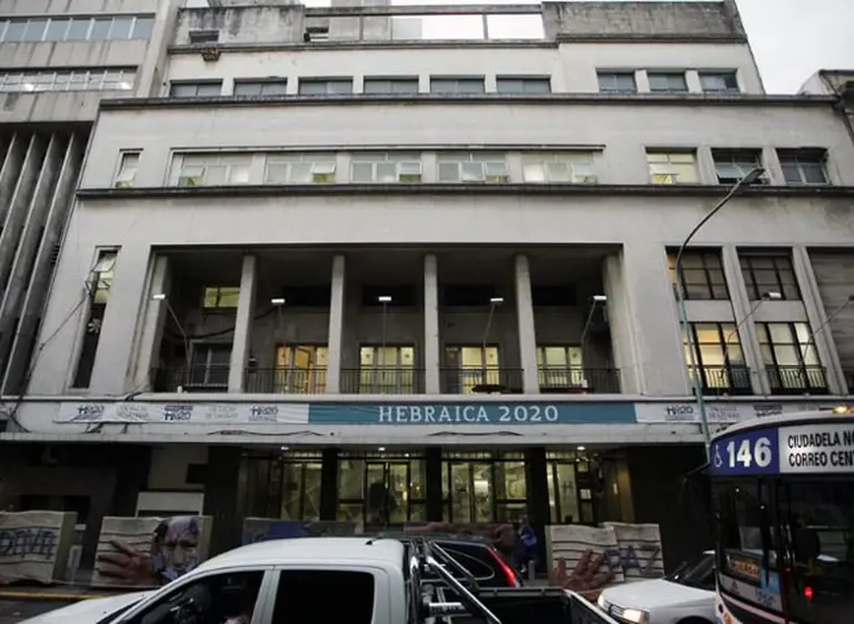 El gremio de los porteros ofreció u$s11,5 M por la sede de Hebraica en Once