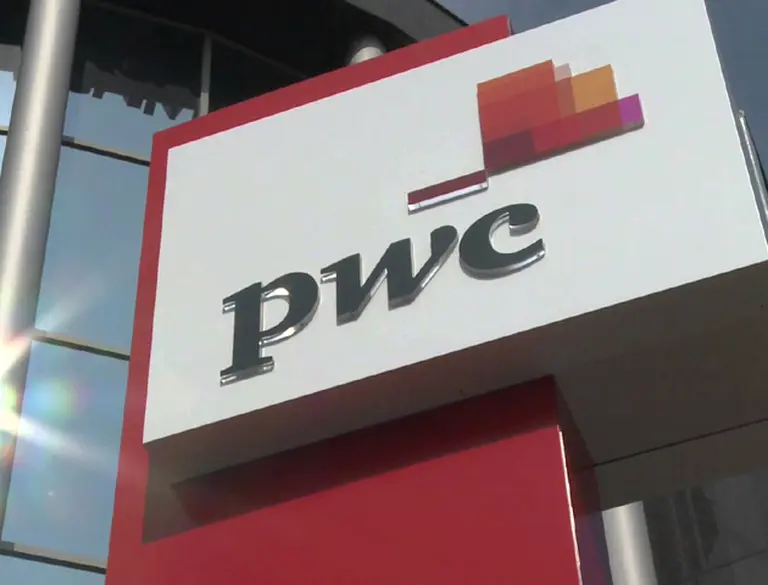 Entablan en EE.UU una demanda colectiva contra la consultora PwC