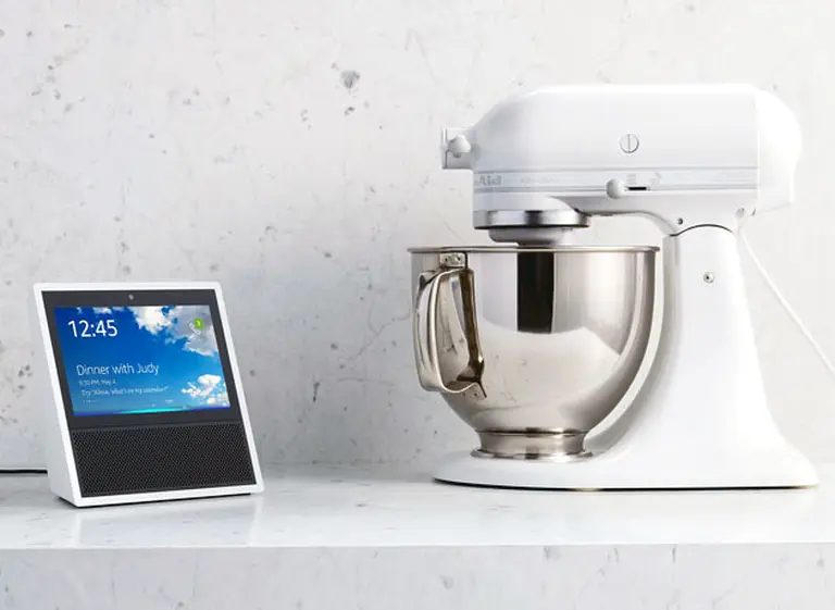 Amazon toma la delantera frente a Google y Apple en la carrera por la Internet de las cosas en el hogar