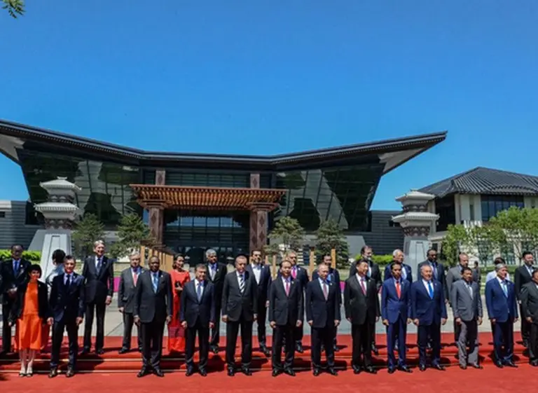 Desde China, Macri destacó a la Argentina por la venta de alimentos y prometió "duplicar la producción"