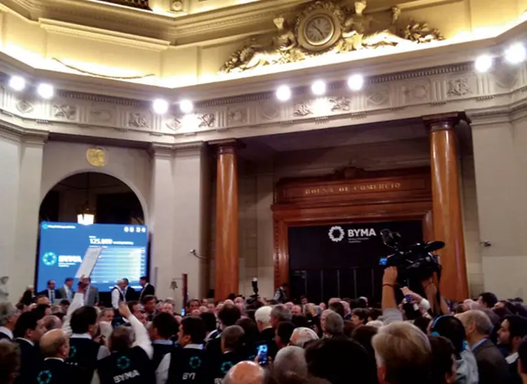 Sonó la campana del BYMA, la nueva bolsa de valores argentina