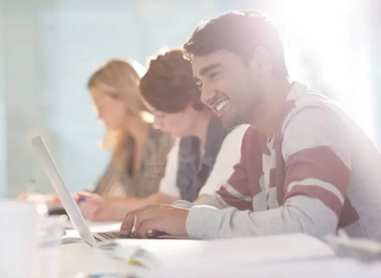 Guí­a para una experiencia universitaria exitosa