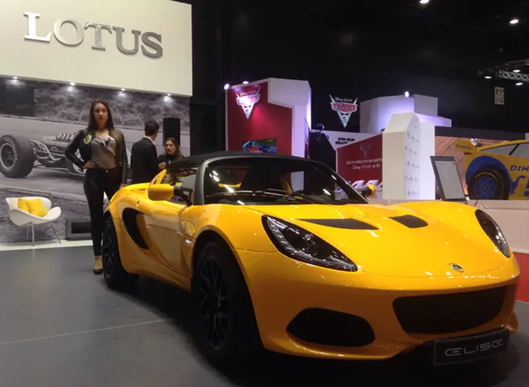 Lotus desembarca en Buenos Aires con tres modelos deportivos para el segmento premium