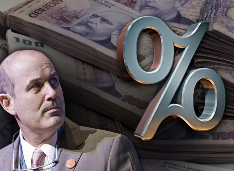 Sturzenegger confí­a en que empezará a bajar la inflación, pero avisó que si no cede está listo para subir las tasas