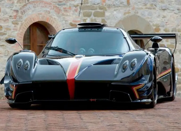 Llegó el exclusiví­simo Pagani Zonda Revolución y ya se exhibe en la Argentina