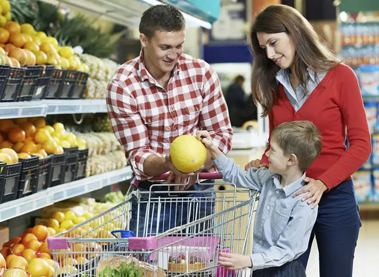 Una familia tipo de la Ciudad de Buenos Aires necesita al menos $42.000 por mes para sus gastos básicos