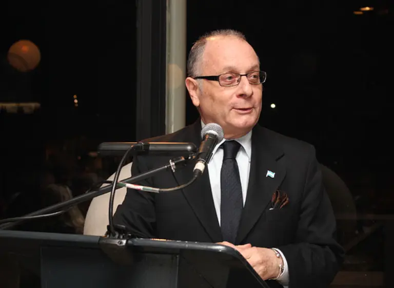 Faurie: "Producimos alimentos para 400 millones de personas, queremos llevarlo a 600 millones en 2020"