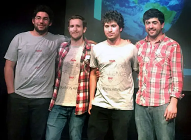 Estudiantes argentinos fueron premiados por la NASA por una aplicación