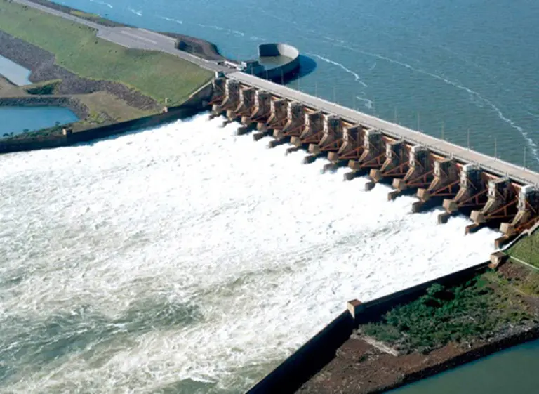 Argentina avanza en estudios para construir tres nuevas centrales hidroeléctricas a mediano plazo