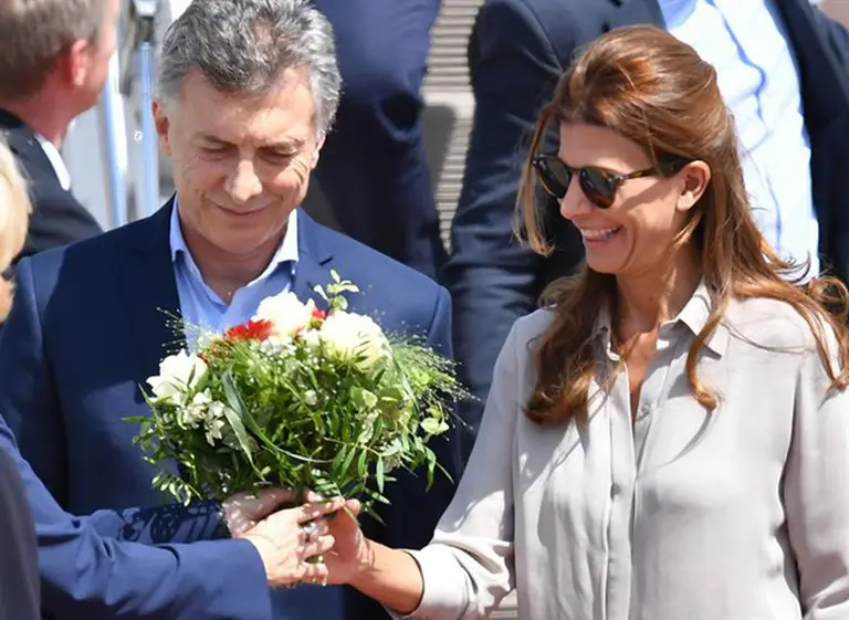 Detuvieron a falsa asesora de Juliana Awada que estafaba a locales de ropa