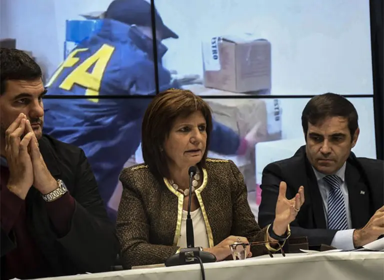 Patricia Bullrich apoyó en Twitter mensajes contra la familia Maldonado