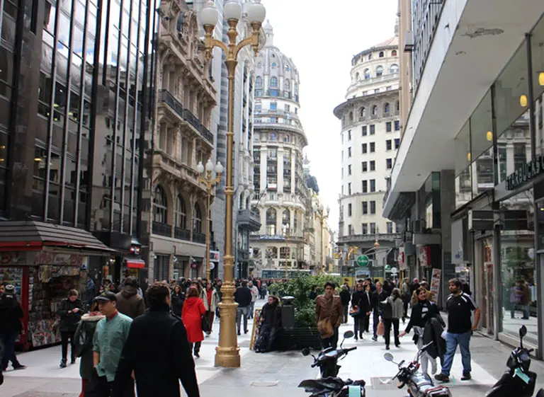 La peatonal Florida, con récord de locales disponibles para alquilar