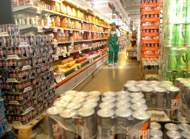 Los precios mayoristas subieron 1,8% en abril y el costo de la construcción avanzó 4,9%