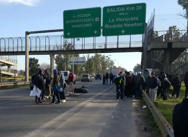 Ovoprot, dueña de Cresta Roja, incumplió una deuda y está al borde del default