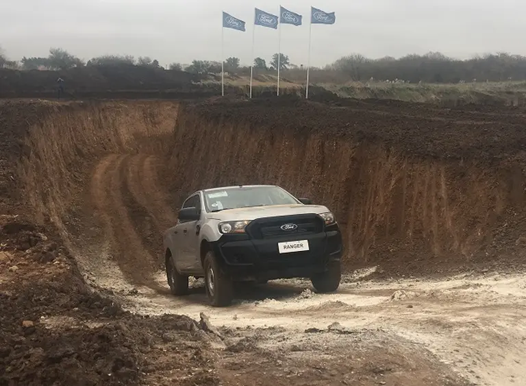 Ford Ranger 2018 con novedades: mejora la versión diésel 2.2 y la naftera mantiene la garantí­a con GNC