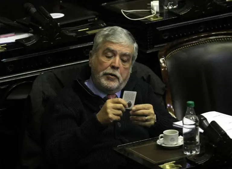 Aseguran que De Vido está en la lista de los coimeados por Odebrecht