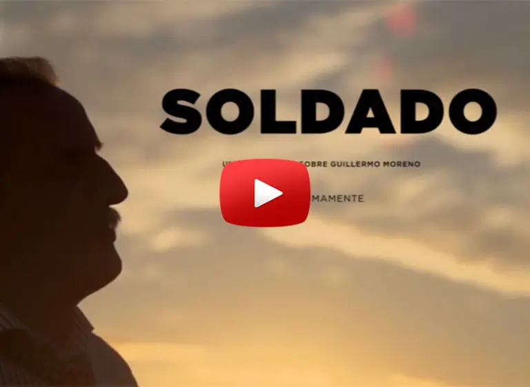 Guillermo Moreno presentó "Soldado", un documental sobre su carrera polí­tica