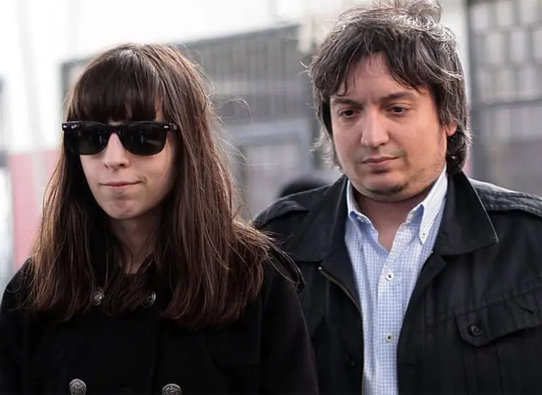 Embargan a Máximo y a Florencia Kirchner: deben $780.000 de impuestos