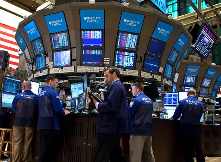 Récord en Wall Street: Dow Jones supera por primera vez los 26.000 puntos
