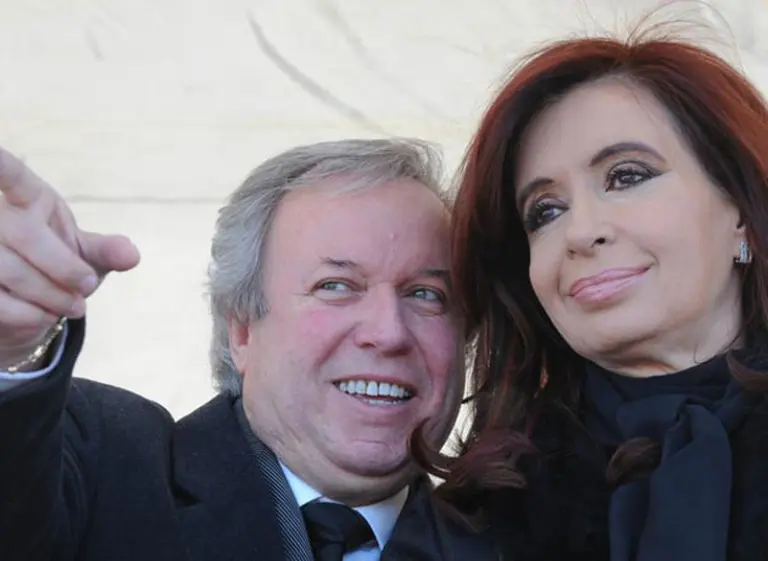 Peralta: "Cristina parecí­a la reina de Java, Kicillof es un pendejo pelotudo"