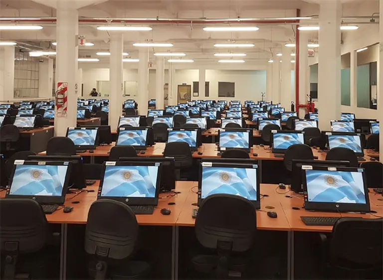 Indra: la empresa española con nombre de dios hindú que pasó a estar en el centro de la polémica electoral argentina