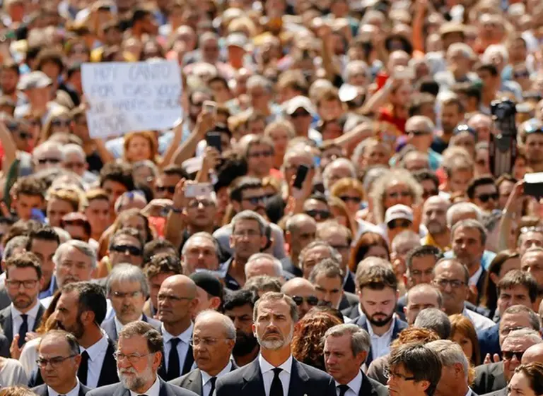 "¡No tengo miedo!": el grito contra el terrorismo en el multitudinario homenaje a las ví­ctimas del atentado en Barcelona